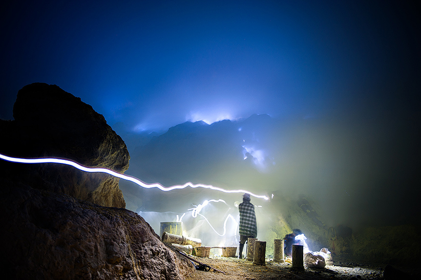 Kawah Ijen 2799 m n.p.m  – Blue Lava