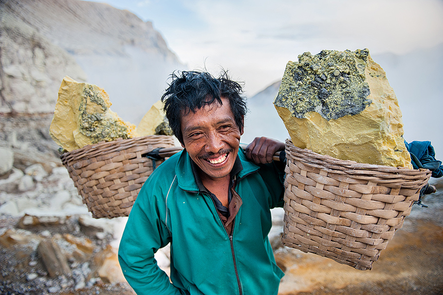 Kawah Ijen 2799 m n.p.m  – Blue Lava